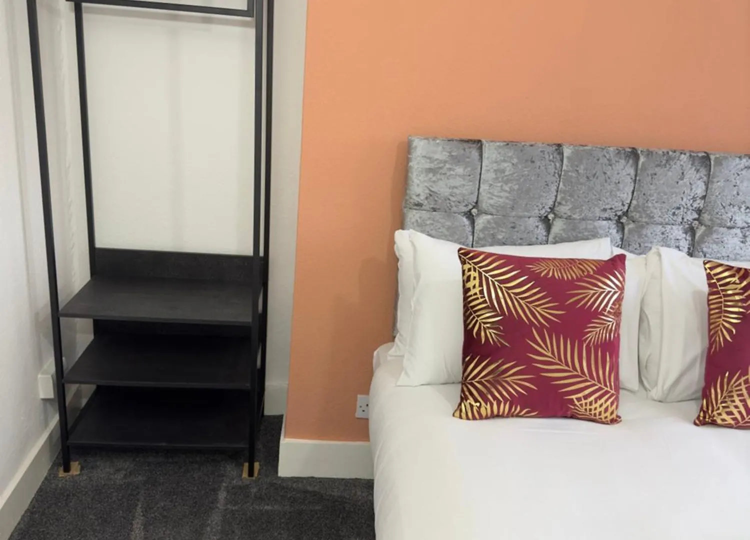 Newly Decorated 5-Bed Hackney Townhouse Villa London 0*,