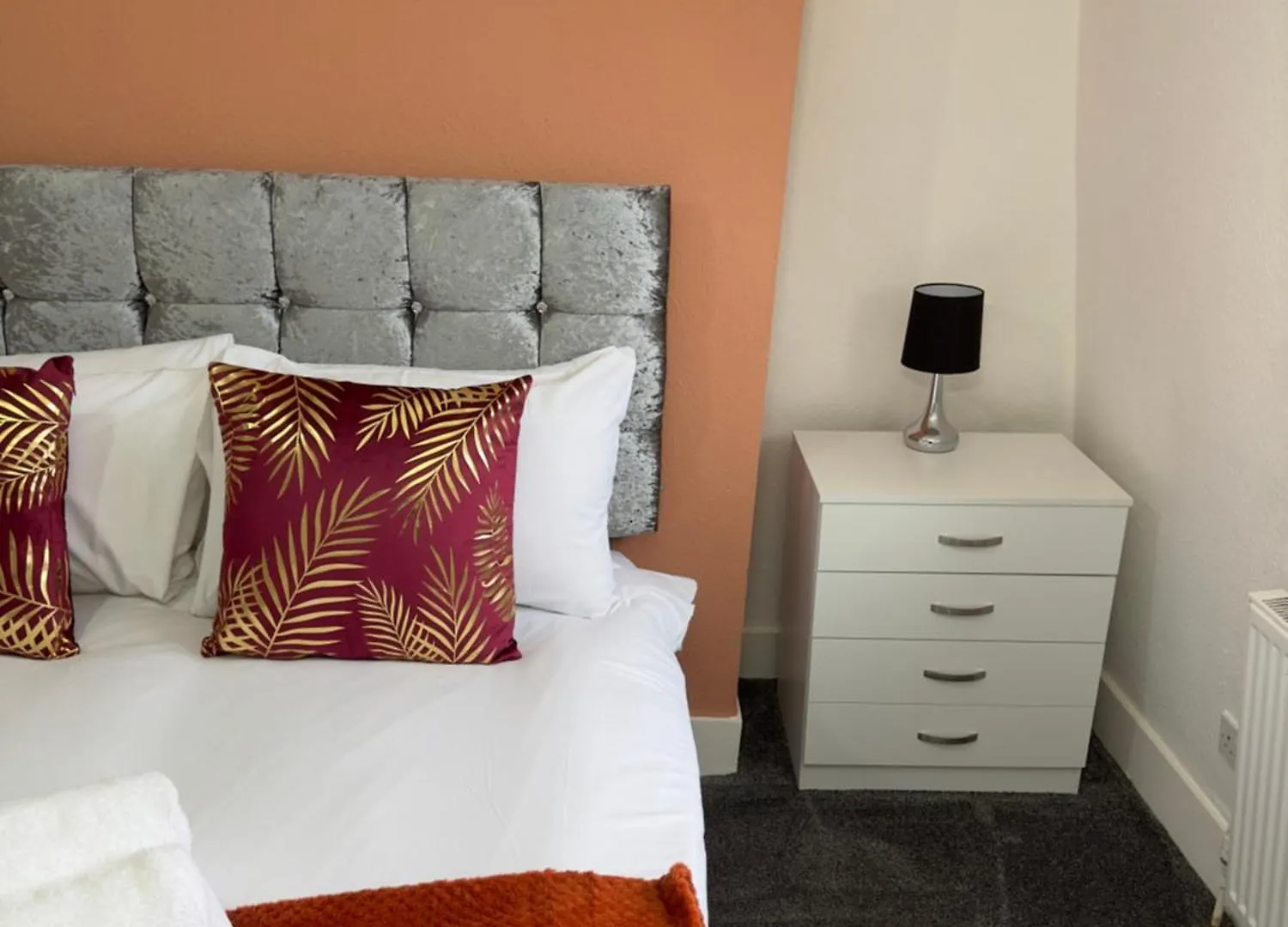 Newly Decorated 5-Bed Hackney Townhouse Villa London 0*,  United Kingdom