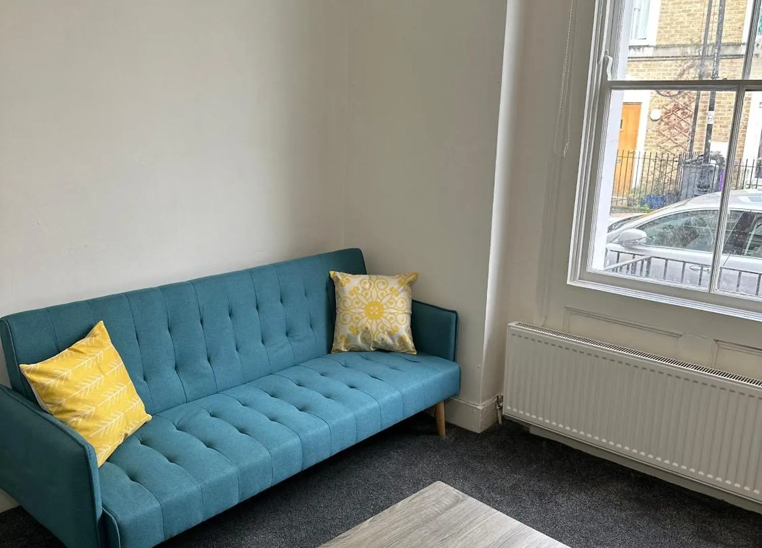 Newly Decorated 5-Bed Hackney Townhouse Villa London Holiday home