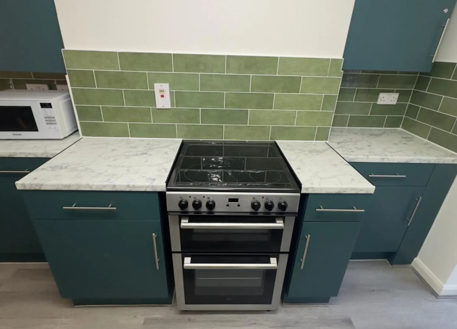 Holiday home Newly Decorated 5-Bed Hackney Townhouse Villa London